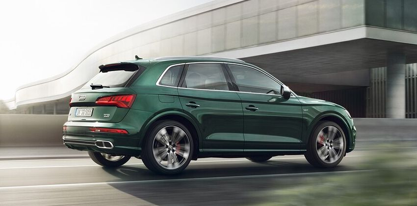 Audi Q5 side rear
