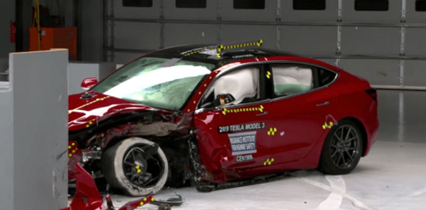 Tesla Model 3 crash test
