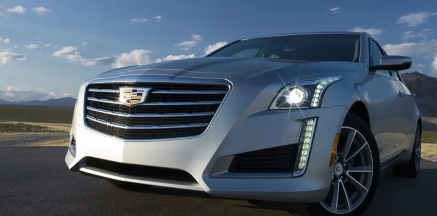 Cadillac XTS front