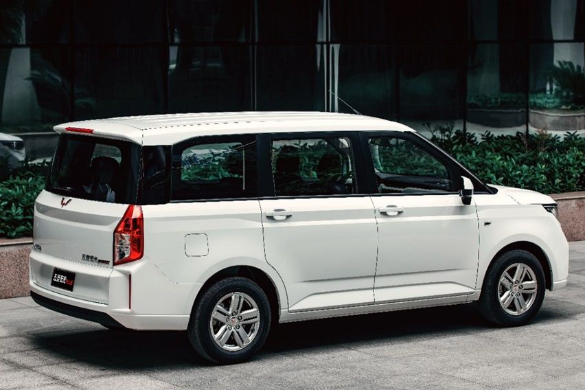 saudara wuling confero