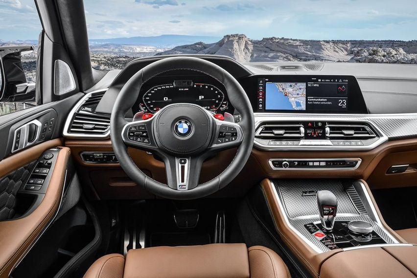 interior BMW X5
