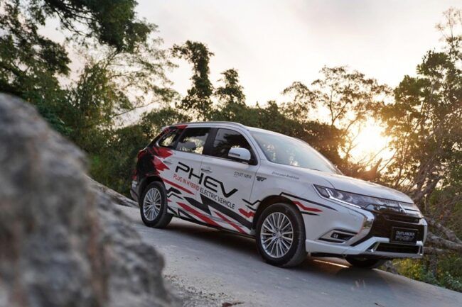 Kebijakan PPnBM Baru, Mitsubishi Pelajari Kemungkinan Harga Outlander PHEV Turun Kebijakan PPnBM Baru, Mitsubishi Pelajari Kemungkinan Harga Outlander PHEV Turun