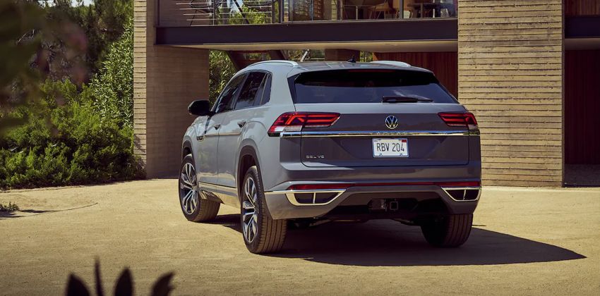 Volkswagen Atlas side