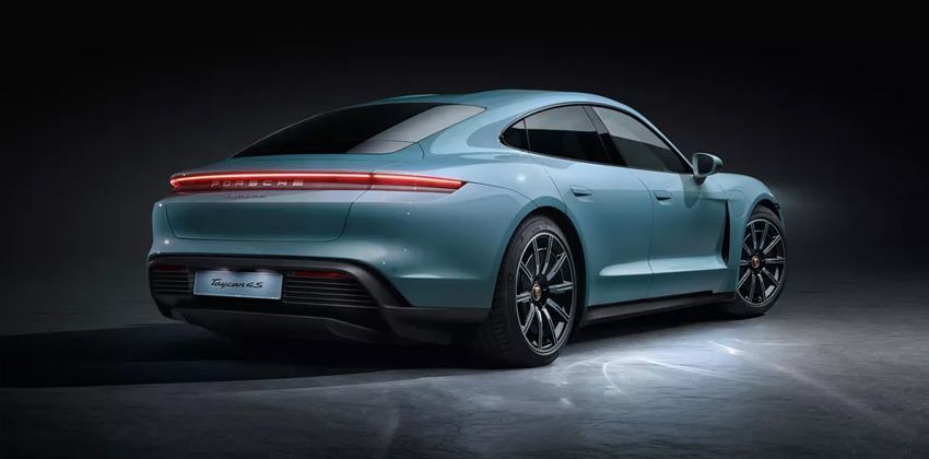 Porsche Taycan 4S rear
