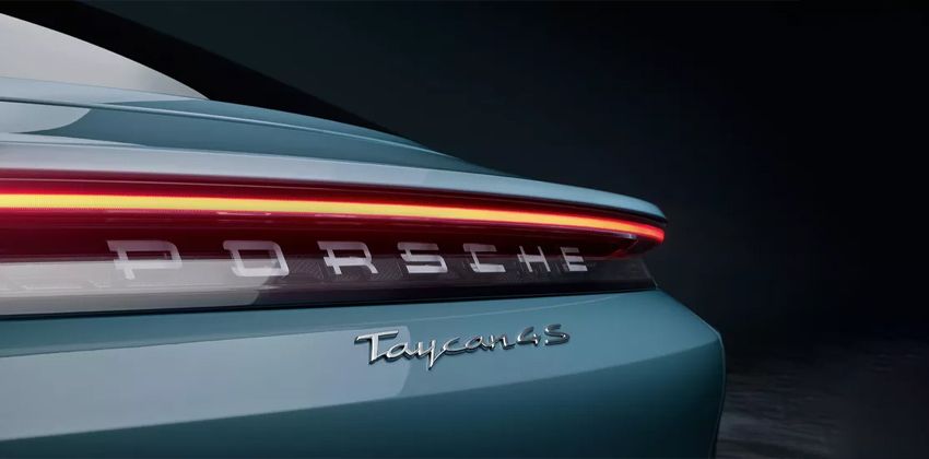 Porsche Taycan 4S badge