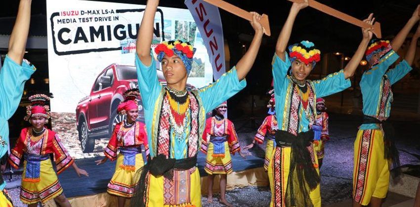 Isuzu D-MAX LS-A adventure campaign 