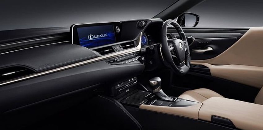 2019 Lexus ES interior