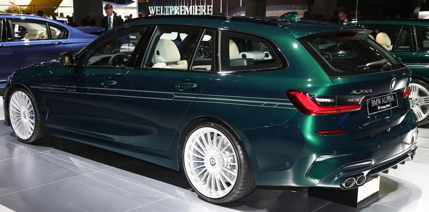 BMW 3 Series Touring side