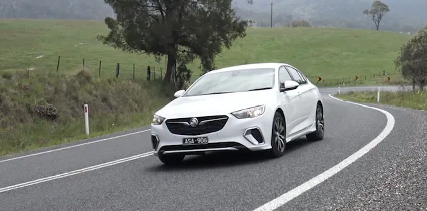 Holden Commodore front