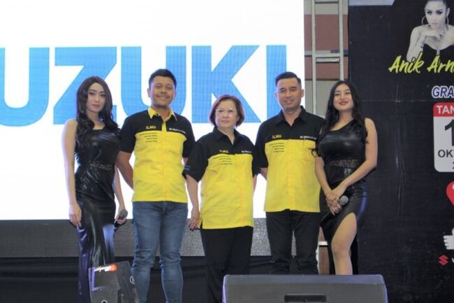 Suzuki Gelar Pesta Kejutan Rangkaian Hadiah New Carry 2019 di Cirebon Suzuki Gelar Pesta Kejutan Rangkaian Hadiah New Carry 2019 di Cirebon