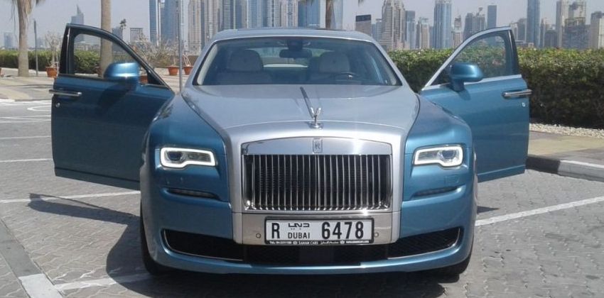 Rolls Royce Ghost  front