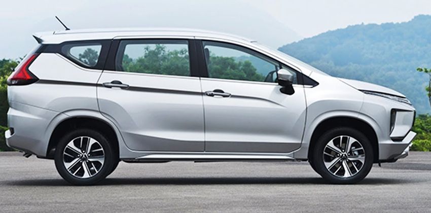Mitsubishi Xpander side