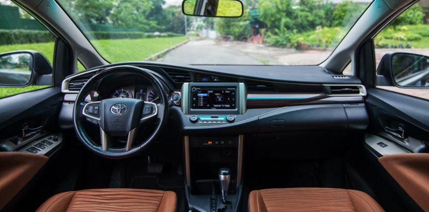 Toyota Innova cabin