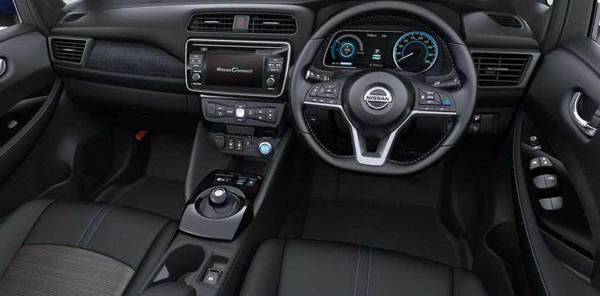 Nissan Leaf cabin