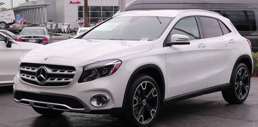 Mercedes Benz CLA front