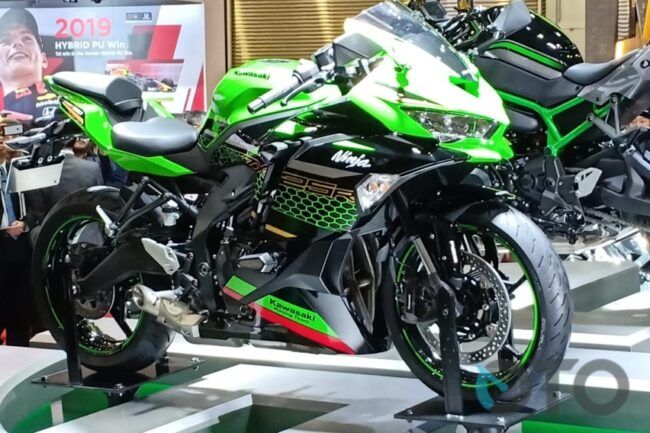 Catat! Cuma Warga yang Punya KTP Daerah Ini yang Bisa Beli Kawasaki Ninja ZX-25R? Catat! Cuma Warga yang Punya KTP Daerah Ini yang Bisa Beli Kawasaki Ninja ZX-25R?