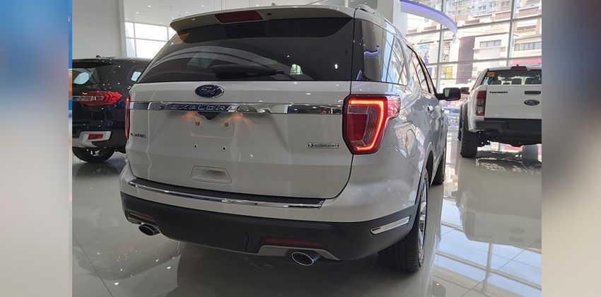 Ford Marikina car display