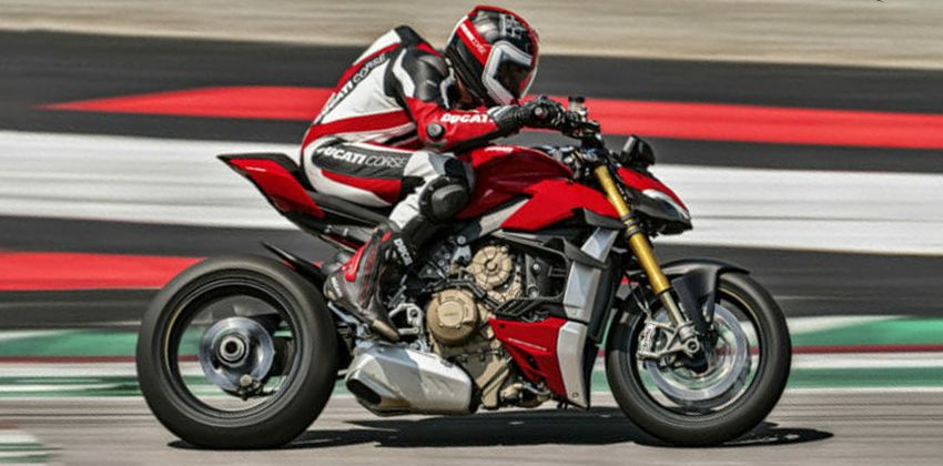 2020 Streetfighter V4 side