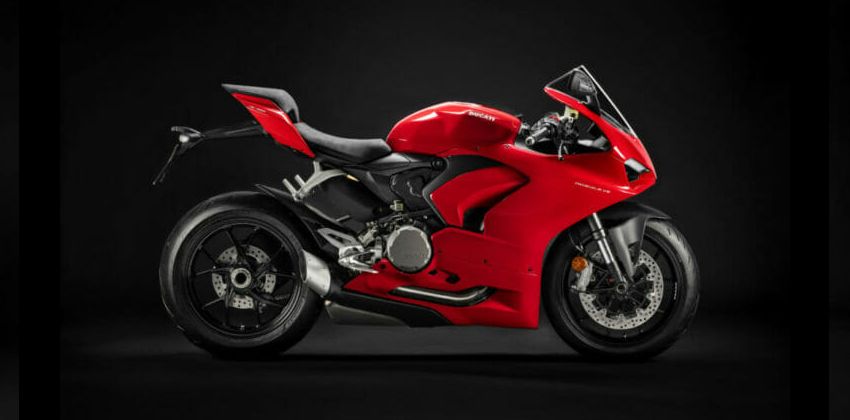 Panigale V4 side