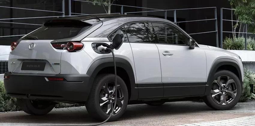 Mazda MX-30 side