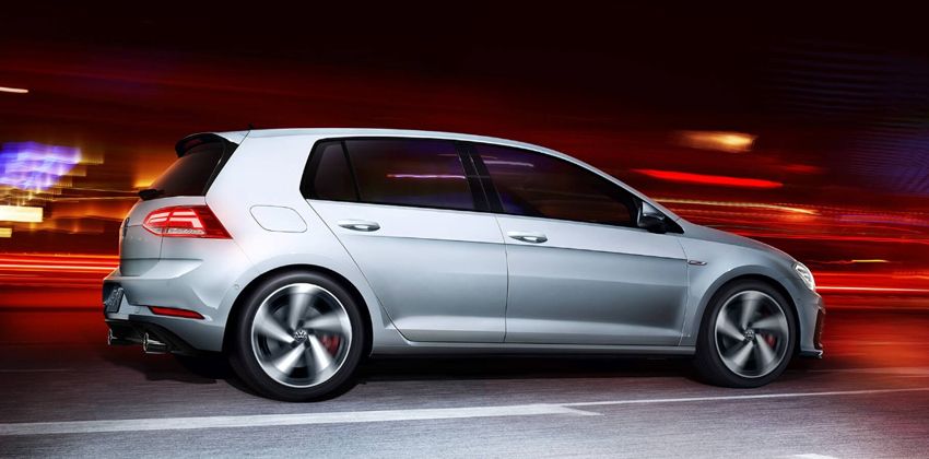 Volkswagen Golf GTI side
