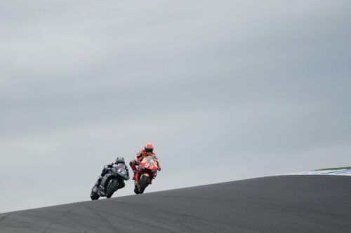 MotoGP: Andalkan Slipstream, Marquez Sukses Pecundangi Vinales