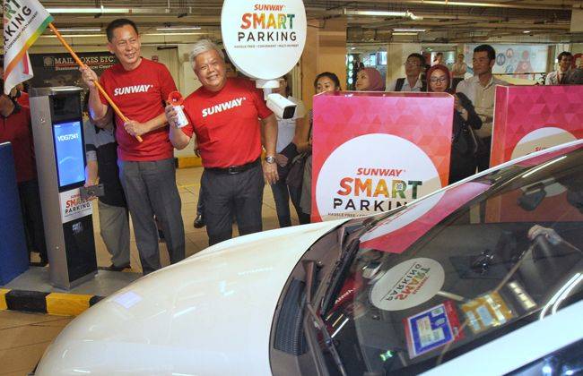 Sunway introduces a smart parking system with number plate recognition