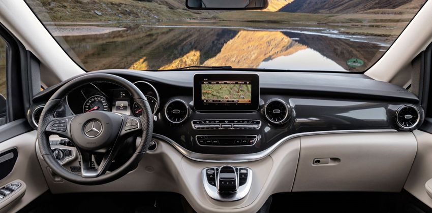 2020 Mercedes-Benz V-Class interior