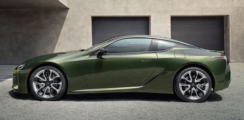 Lexus LC side