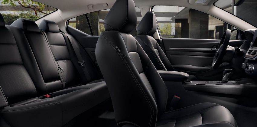 2019 Nissan Altima INTERIOR