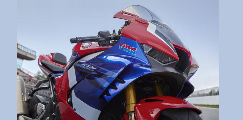 Honda CBR1000RR-R front