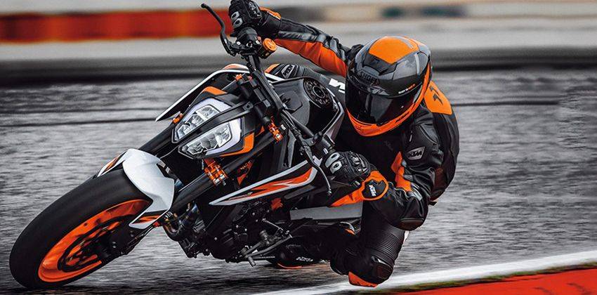 2019 EICMA: 2020 KTM 1290 Super Duke R, 890 Duke R, and 390 Adventure ...