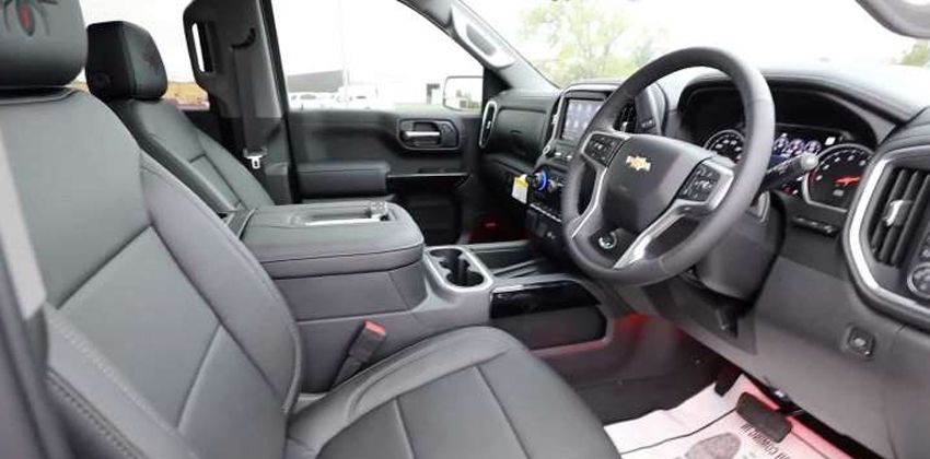 Silverado interior
