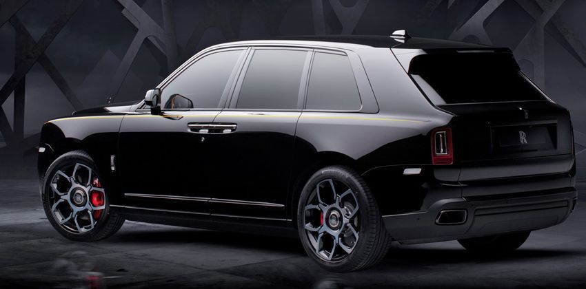 Rolls-Royce Black Badge Wraith Black Arrow Marks End Of V12 Coupe's  Production - ZigWheels