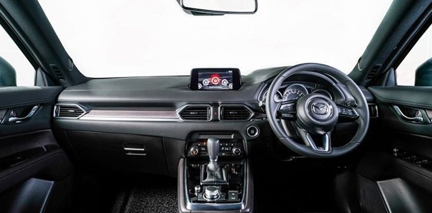 2019 Mazda CX-8 interior