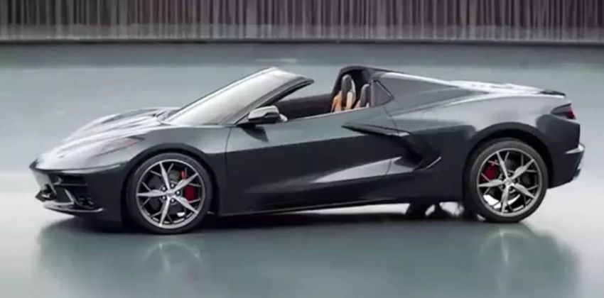 Corvette C8 side