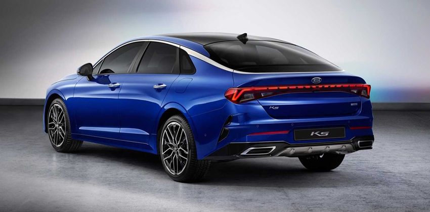 2021 Kia Optima rear