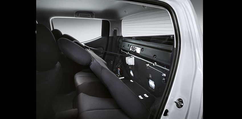 2019 Triton Quest cabin