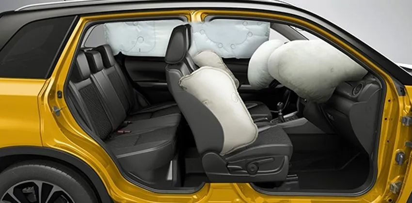 Suzuki Vitara airbags