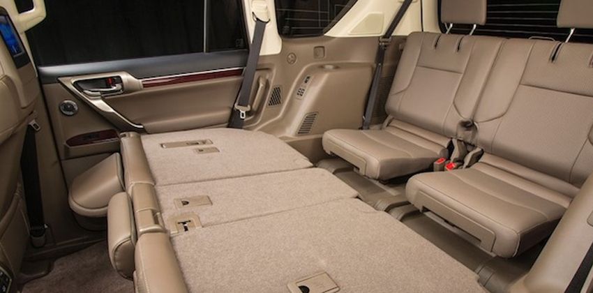 Lexus GX 460 seat