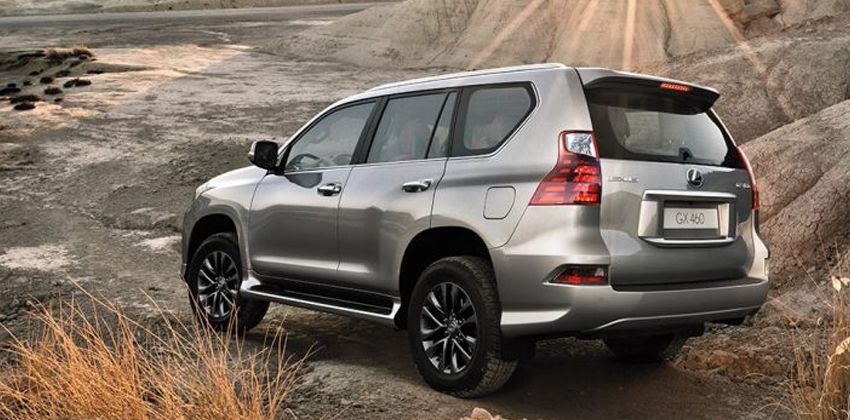 Lexus GX 460 rear