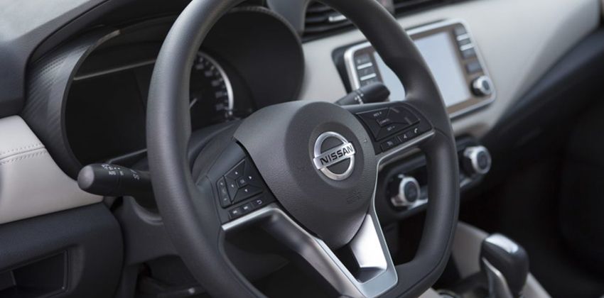 2020 Nissan Sunny cabin