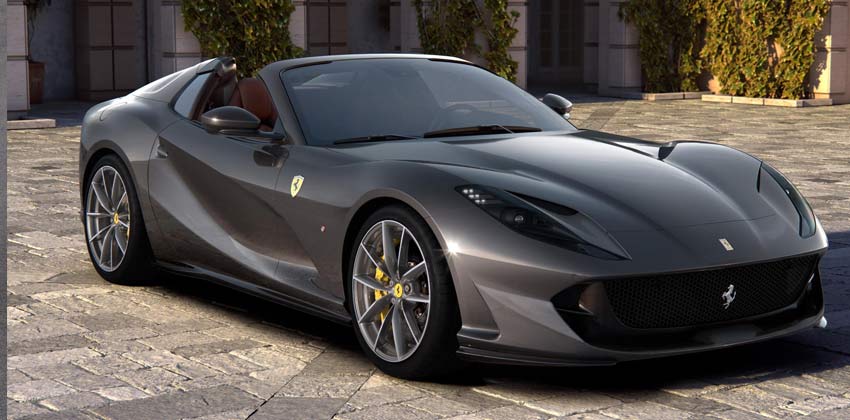 Ferrari 812 GTS Spider front