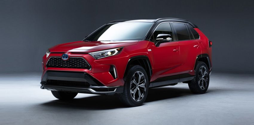 Toyota RAV4 Prime front