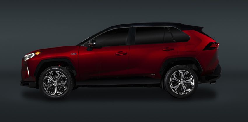 Toyota RAV4 Prime side