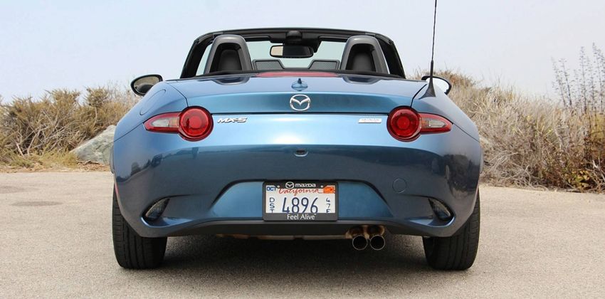 Mazda MX-5 rear