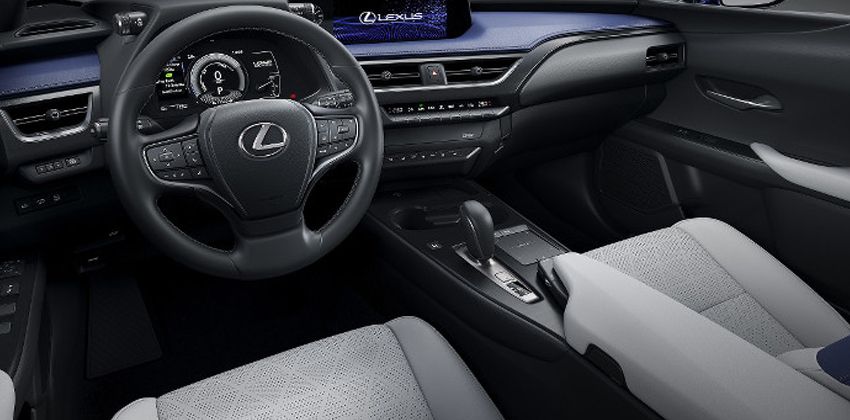 Lexus UX 300e cabin