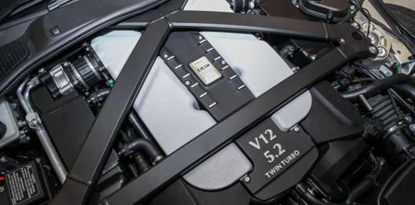 Aston Martin DBX engine