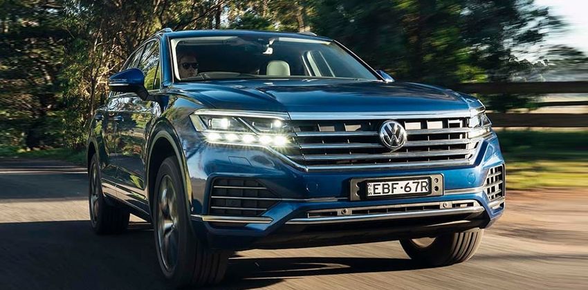 Volkswagen Touareg front