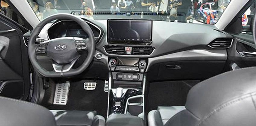 Hyundai Lafesta cabin